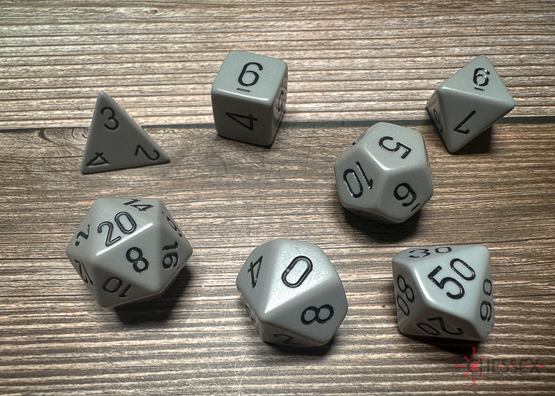 Chessex Polyhedral 7-Die Würfel-Set Opaque - Schwarz/Rot