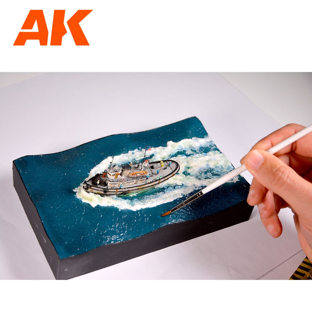 AK Interactive MULTIPURPOSE CERAMIC VARNISH (SUPER GLOSS)